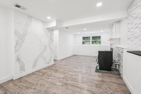 34 Oklahoma Drive Hopatcong NJ 07843