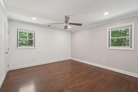 34 Oklahoma Drive Hopatcong NJ 07843