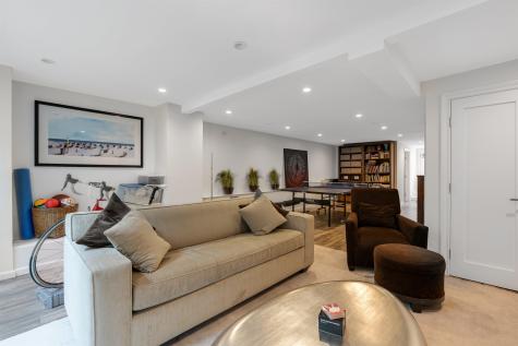 735 Bloomfield Street Hoboken NJ 07030