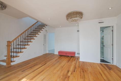 179 Hobart Avenue Bayonne NJ 07002