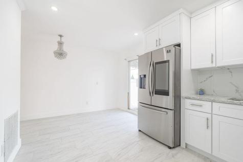 179 Hobart Avenue Bayonne NJ 07002