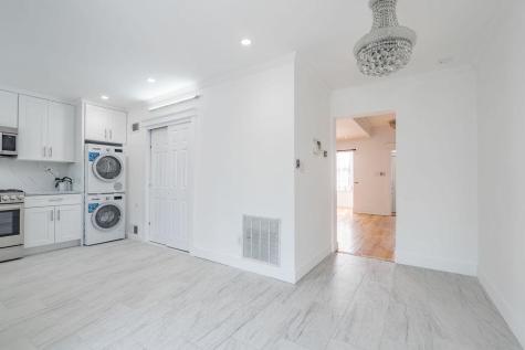 179 Hobart Avenue Bayonne NJ 07002