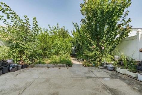 179 Hobart Avenue Bayonne NJ 07002