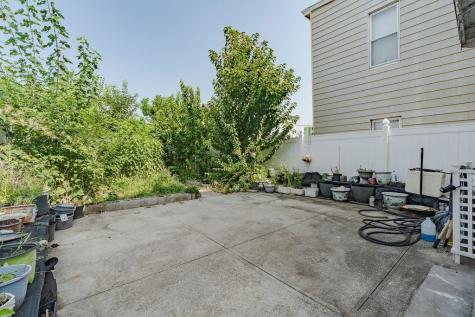 179 Hobart Avenue Bayonne NJ 07002