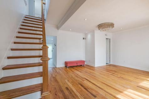 179 Hobart Avenue Bayonne NJ 07002