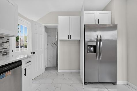 47 West 51st Street Bayonne NJ 07002