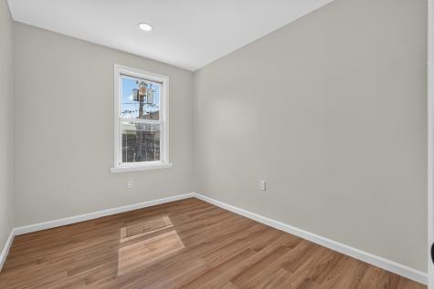 47 West 51st Street Bayonne NJ 07002