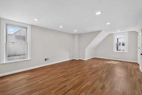 47 West 51st Street Bayonne NJ 07002