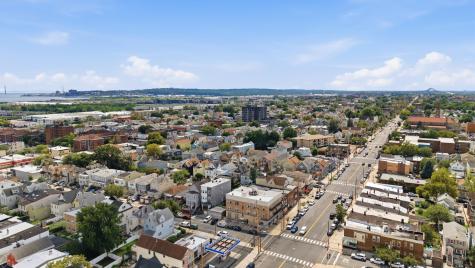 47 West 51st Street Bayonne NJ 07002
