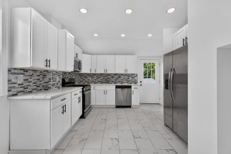 47 West 51st Street Bayonne NJ 07002