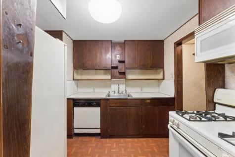 71 3rd Street Bayonne NJ 07002