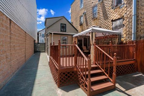 134 36th Street Union City NJ 07087