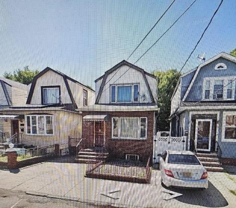 7 Casper Court Jersey City NJ 07305-1418