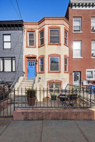 302 4th Street Jersey City NJ 07302