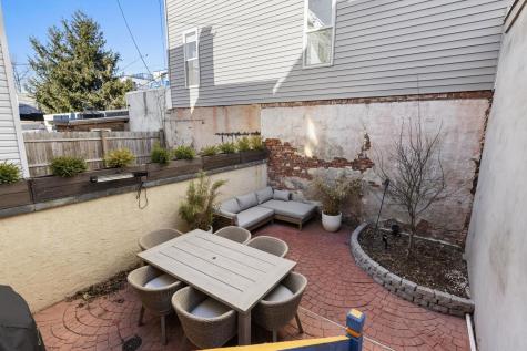 302 4th Street Jersey City NJ 07302