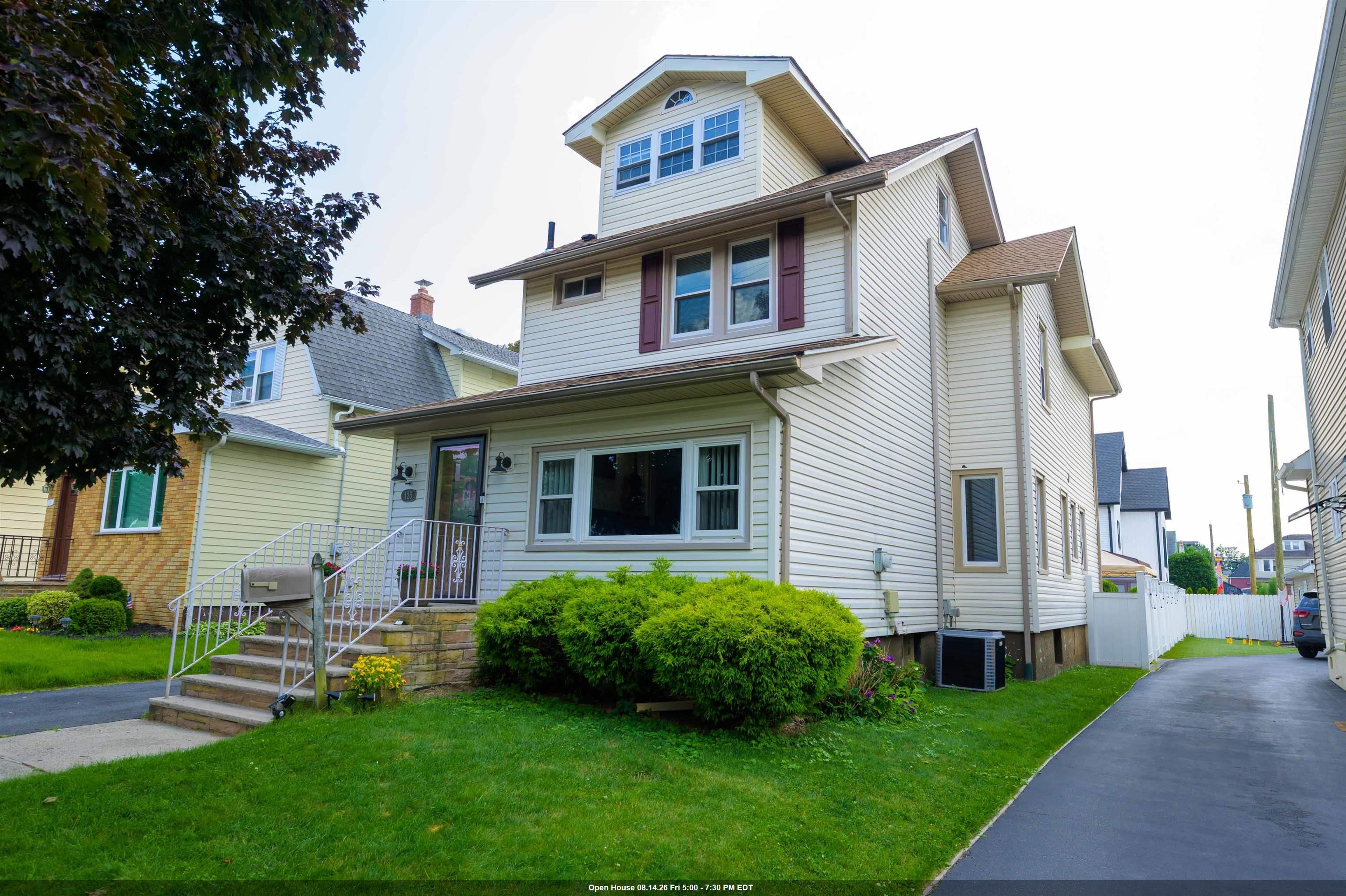 126 Post Avenue Lyndhurst NJ 07071
