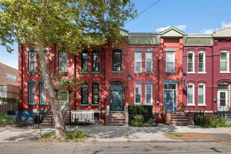 224 Ege Avenue Jersey City NJ 07304