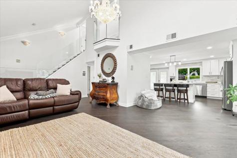 19 Hillside Road Manalapan Township NJ 07726