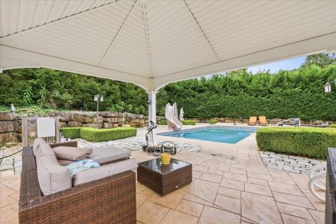 19 Hillside Road Manalapan Township NJ 07726