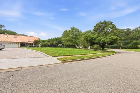 19 Hillside Road Manalapan Township NJ 07726