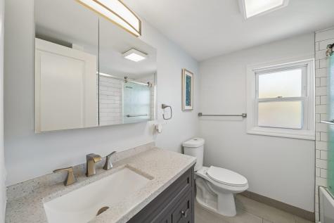 847 Dennis Place Linden NJ 07036