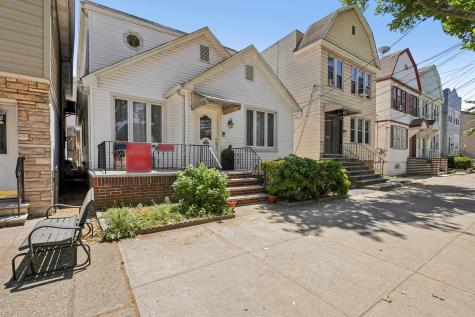126 Nelson Avenue Jersey City NJ 07307