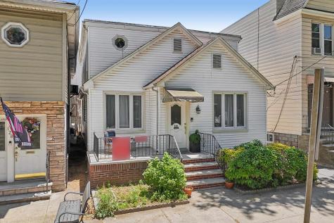 126 Nelson Avenue Jersey City NJ 07307