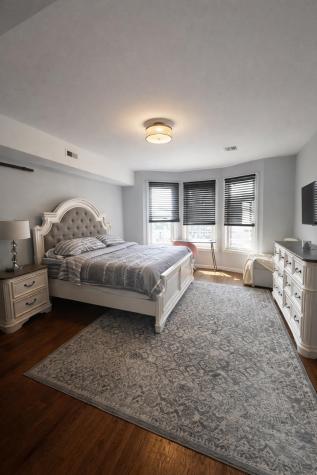 48 Danforth Avenue Jersey City NJ 07305