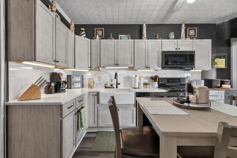 14 W 52nd Street Bayonne NJ 07002
