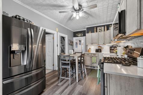 14 W 52nd Street Bayonne NJ 07002