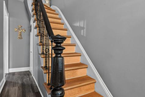 14 W 52nd Street Bayonne NJ 07002