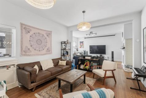 5 75th Street North Bergen NJ 07047