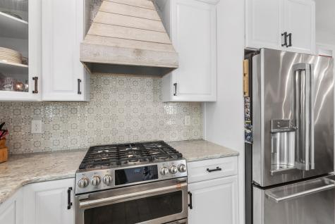 5 75th Street North Bergen NJ 07047