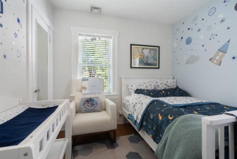 5 75th Street North Bergen NJ 07047