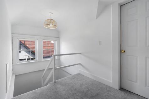 5 75th Street North Bergen NJ 07047