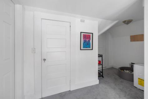 5 75th Street North Bergen NJ 07047