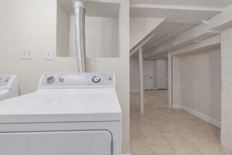 5 75th Street North Bergen NJ 07047