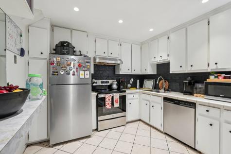513 70th Street Guttenberg NJ 07093