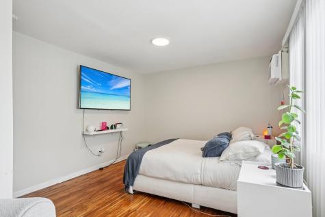 513 70th Street Guttenberg NJ 07093