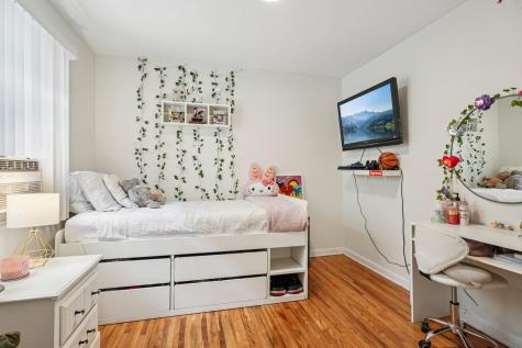 513 70th Street Guttenberg NJ 07093