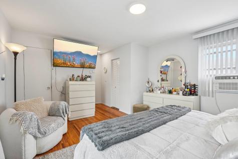 513 70th Street Guttenberg NJ 07093
