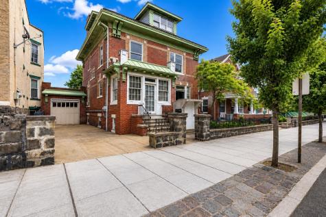 204-206 Palisade Avenue Union City NJ 07087