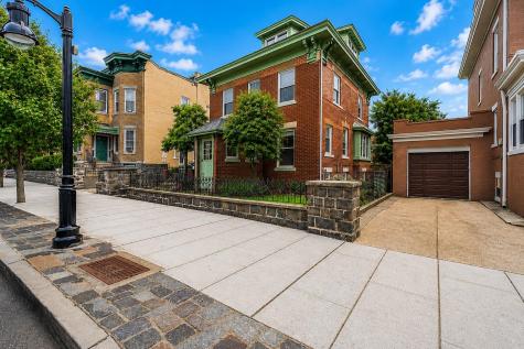204-206 Palisade Avenue Union City NJ 07087