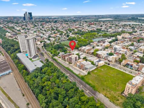 204-206 Palisade Avenue Union City NJ 07087