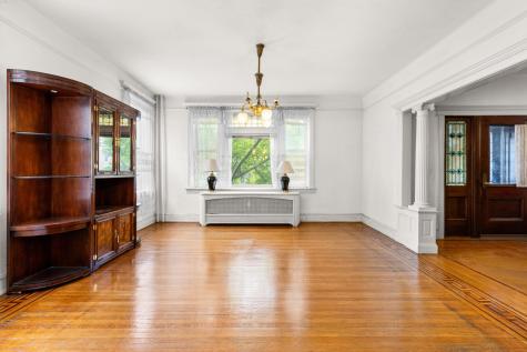 204-206 Palisade Avenue Union City NJ 07087