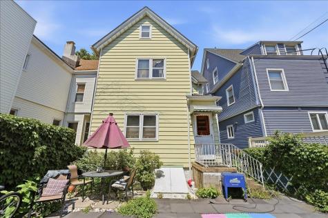 24 East 33rd Street Bayonne NJ 07002