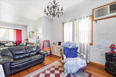 24 East 33rd Street Bayonne NJ 07002