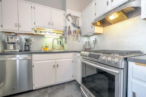 71 East 31st Street Bayonne NJ 07002