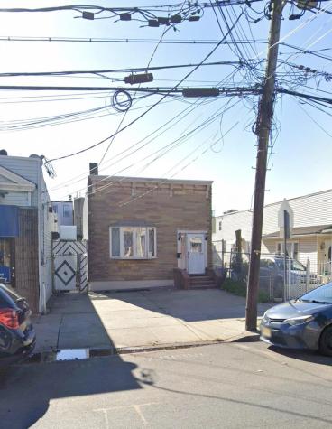125 Danforth Avenue Jersey City NJ 07305