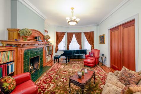 895 Summit Avenue Jersey City NJ 07307